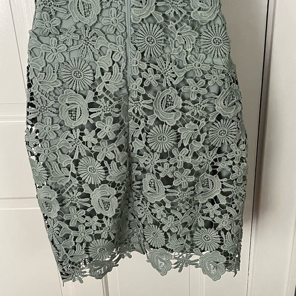 Lulu’s Sage Love Poem Lace Overlay Halter Mini Cocktail Dress Size Large - Picture 7 of 16